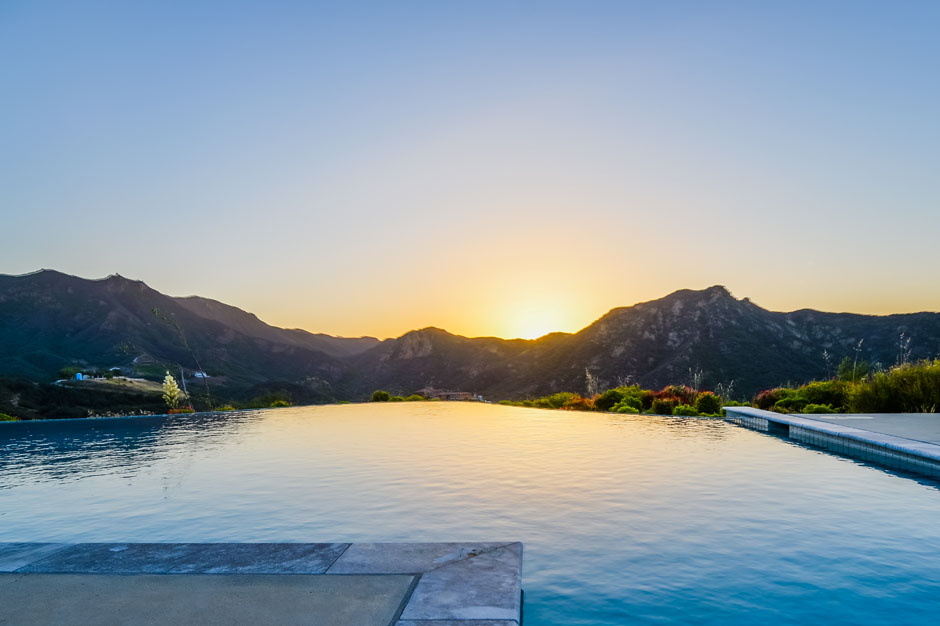 agoura hills hill top view sunset infinity pool edge